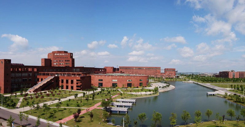 江西師范大學旭潔洗地機客戶案例-<a href=http://www.zghs123.cn target=_blank class=infotextkey>洗地機生產廠</a>家